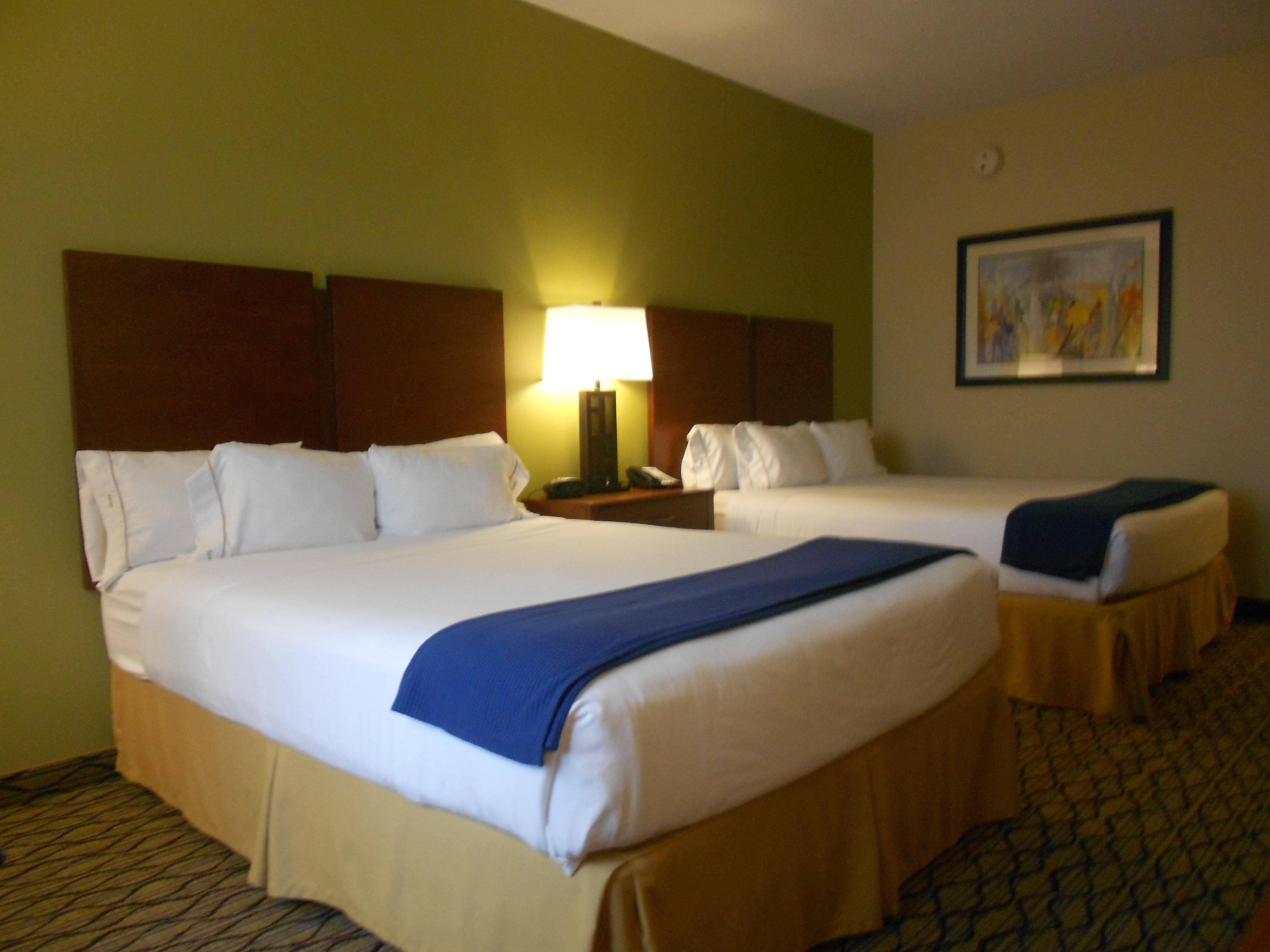 Holiday Inn Express Hotel & Suites Lancaster Habitación foto